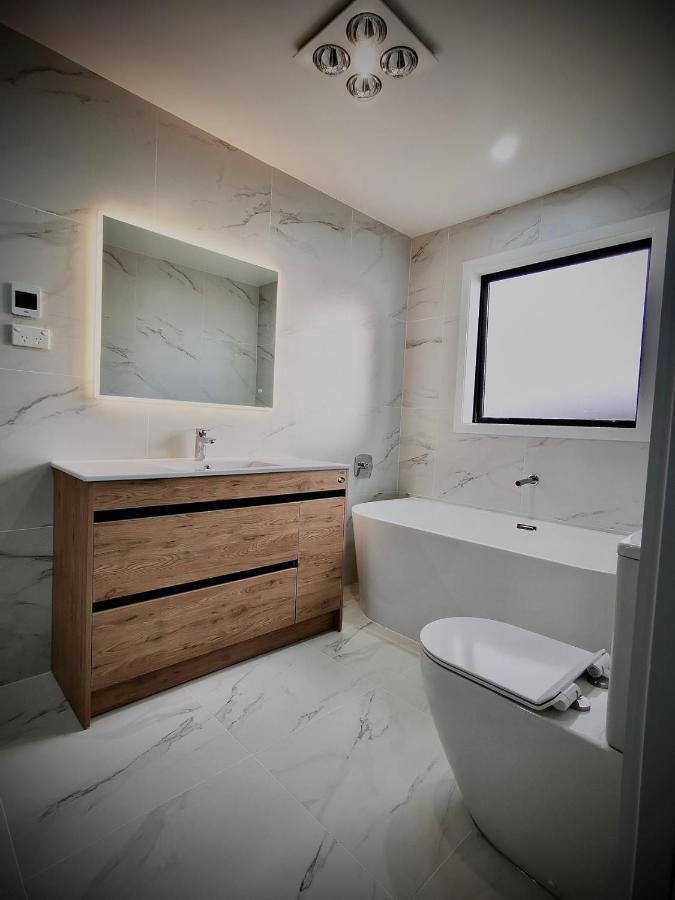 Flat Bush Private Ensuite Auckland Exterior photo